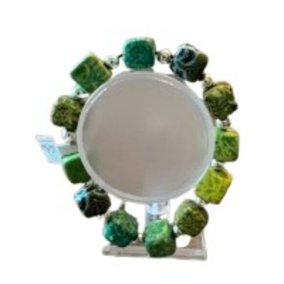 NWT Green Viva Bead Bracelet - Picture 1 of 3